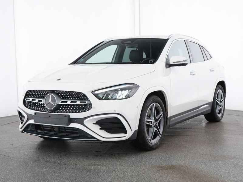 Mercedes-Benz GLA 200