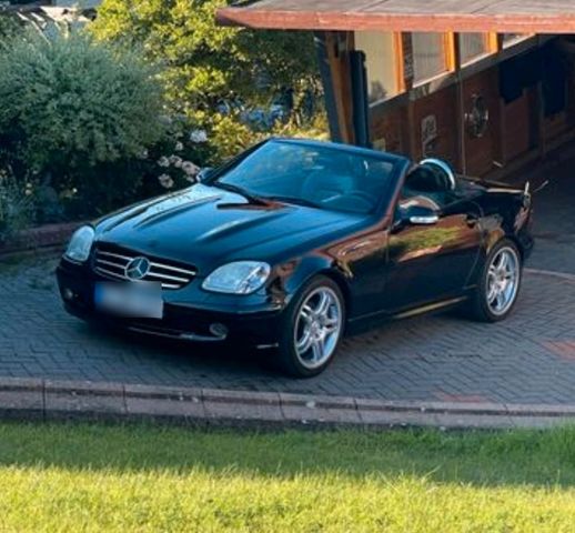 Mercedes-Benz SLK 230