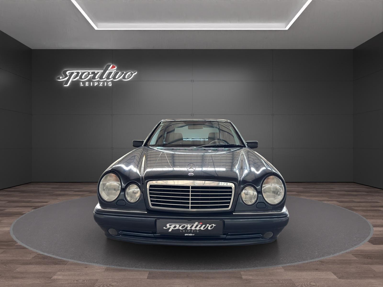Mercedes-Benz E 55 AMG