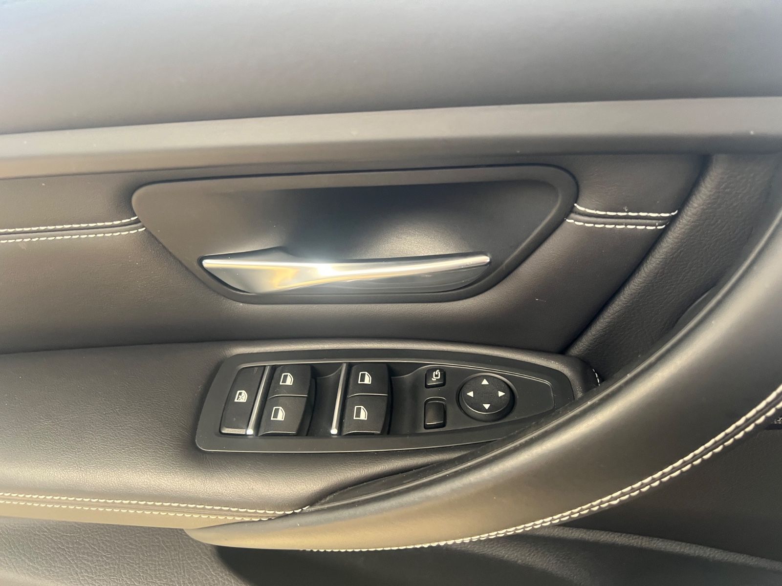 Fahrzeugabbildung BMW M3 CS F80 1of1200 *FROZEN DARK BLUE*DEUTSCH*