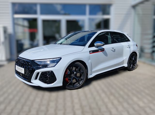 Audi RS3 Sportback Pano/B&O/Matrix/280