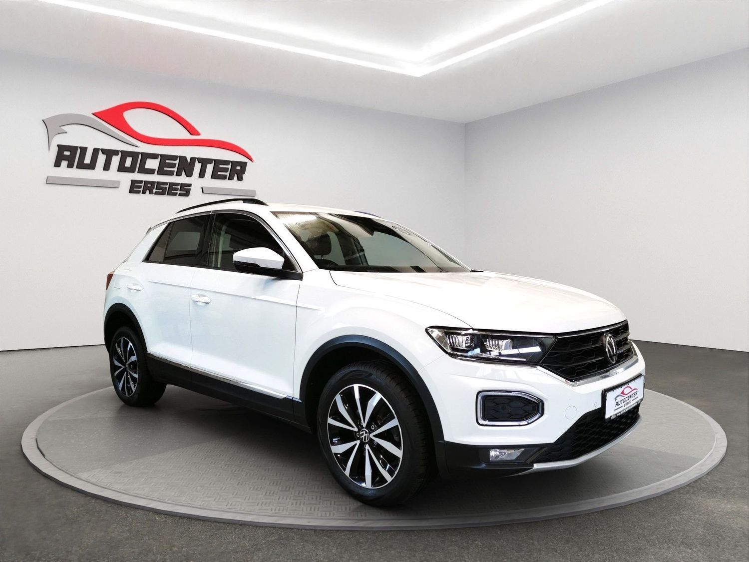 VW T-Roc TDI NAVI PDC SHZ Totwinkel-Assistent LED