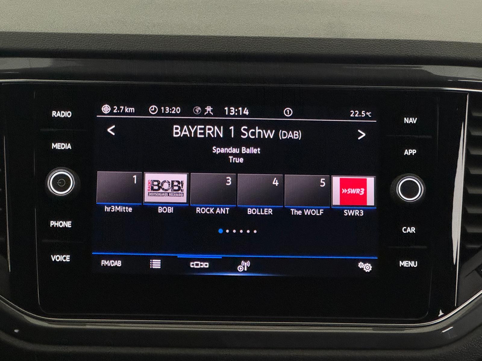 Volkswagen T-Roc 1.5 TSI Sport Navi Parkhilfen SFW Standhzg, миниатюра 24