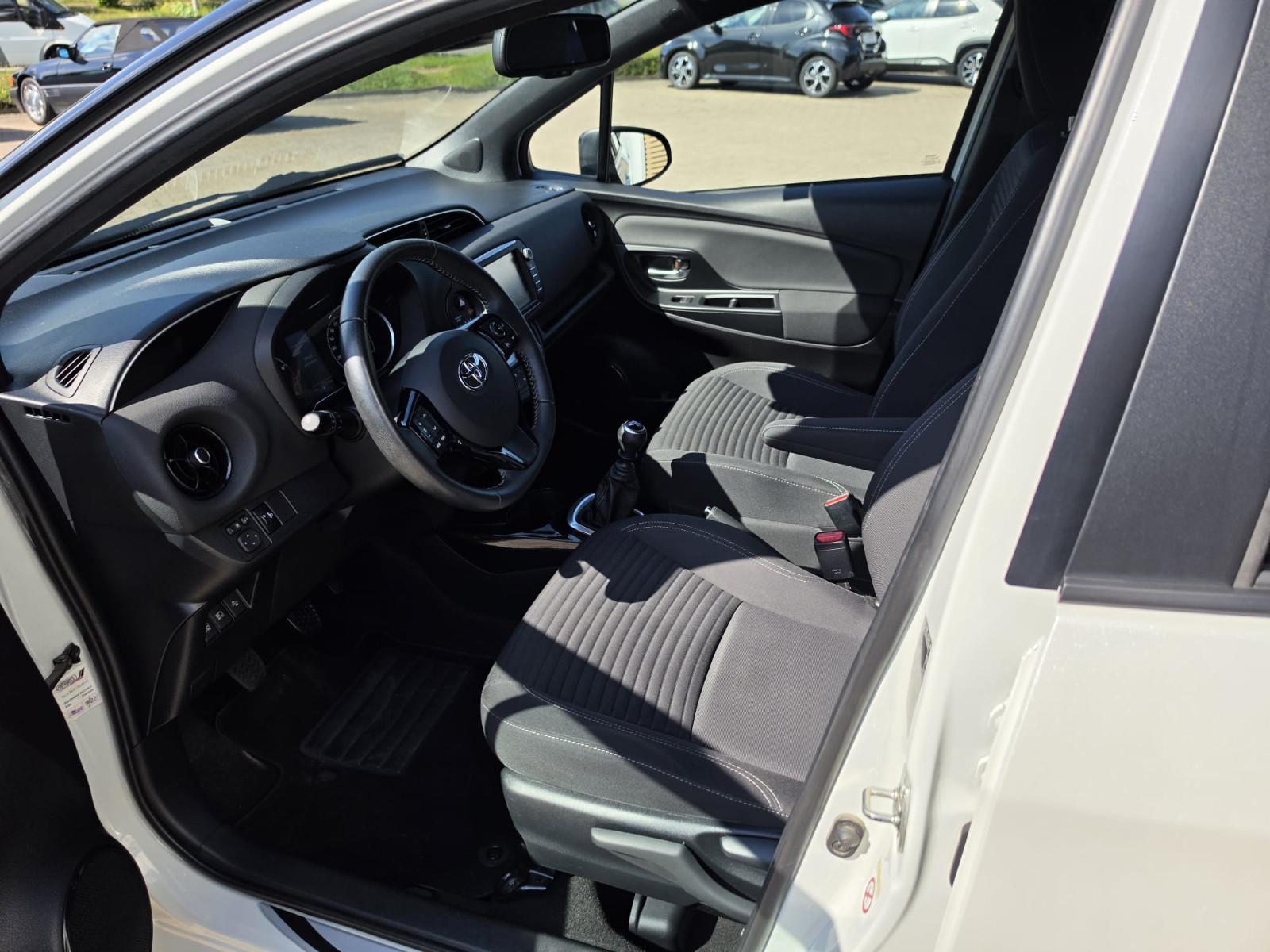 Toyota Yaris Style Selection