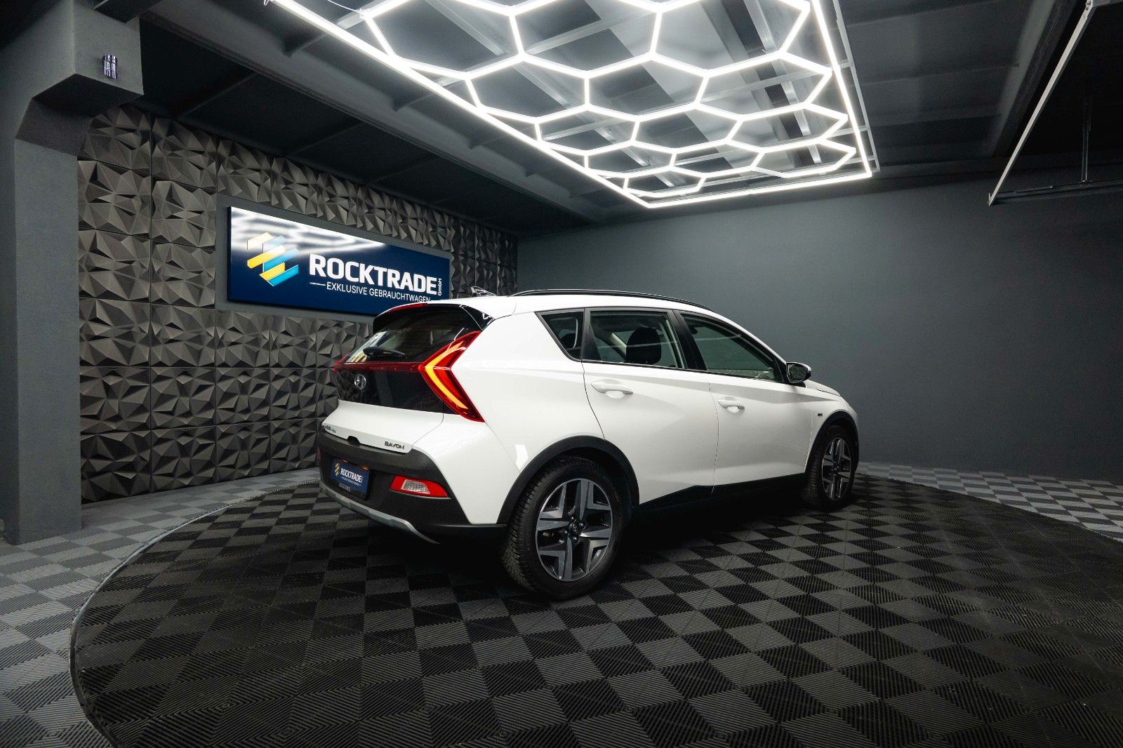 Fahrzeugabbildung Hyundai BAYON Intro Edition MildHybrid DCT 2WD Pluspaket