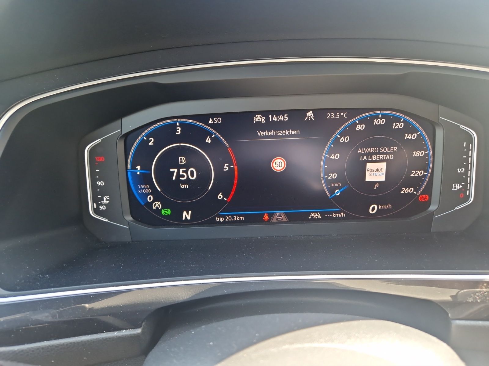 Fahrzeugabbildung Volkswagen Tiguan Allspace 2.0 TDI R-Line 4M DSG Matrix 20"