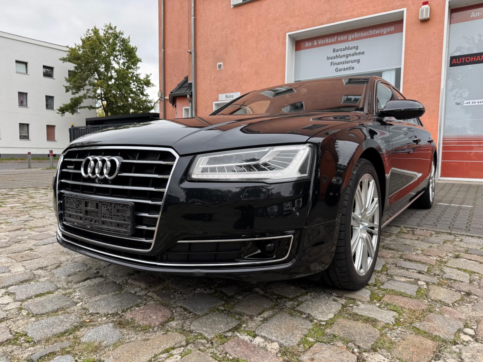 Audi A8 3.0 TDI clean diesel L quattro
