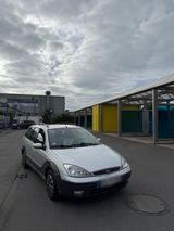 Ford Focus - Ford Focus aus 2000: Kombi