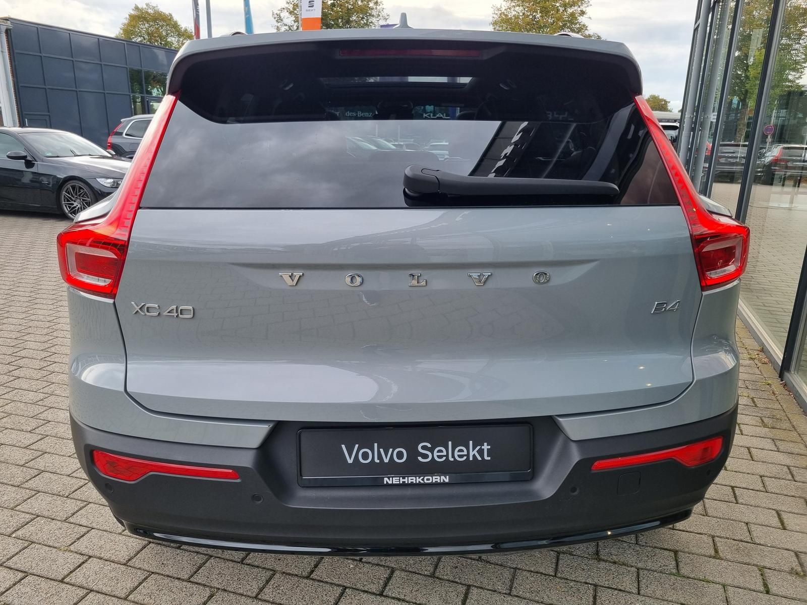 Fahrzeugabbildung Volvo XC40 B4 Ultra Dark '20 Zoll,Glasdach, 360-Cam'