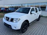 Nissan Navara Pickup Double Cab SE 4X4.Automatik - gebrauchte Nissan Navara aus dem Jahr 2010