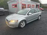 Volvo V50 Kombi 1.6 D Business Edition 2* Hand* - silberne Volvo V50