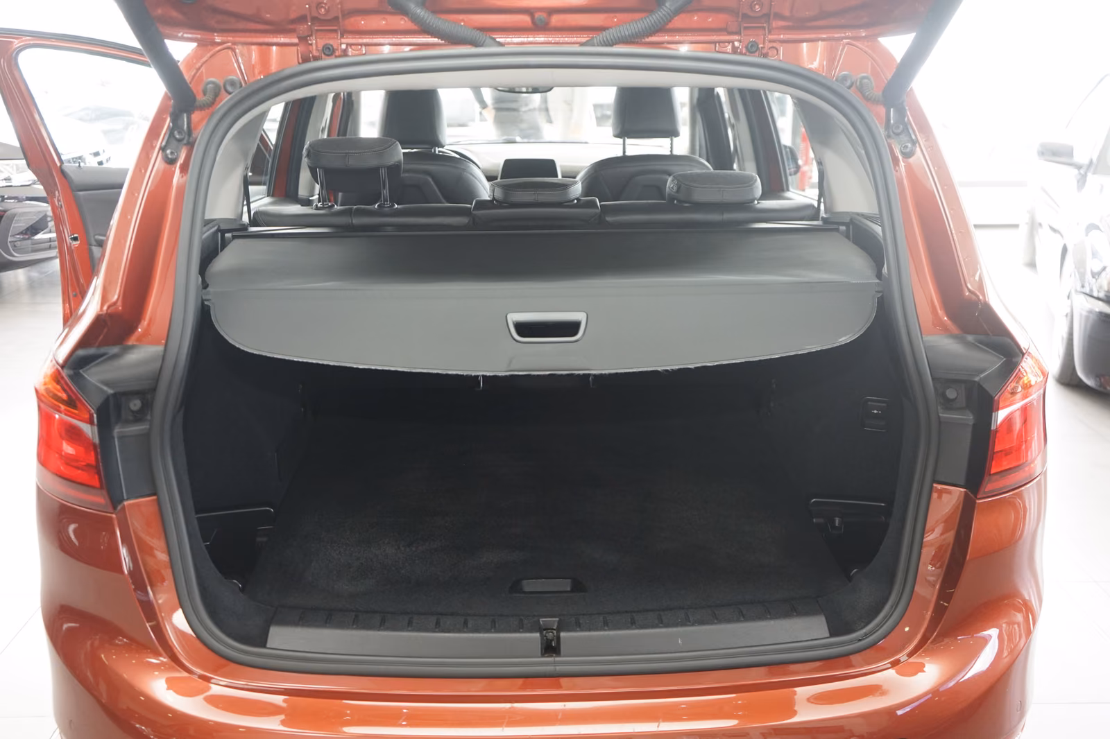 BMW 216 d Sport Line+NAVI+KAMERA+TEMPOMAT+SITZHEIZUNG, миниатюра 21