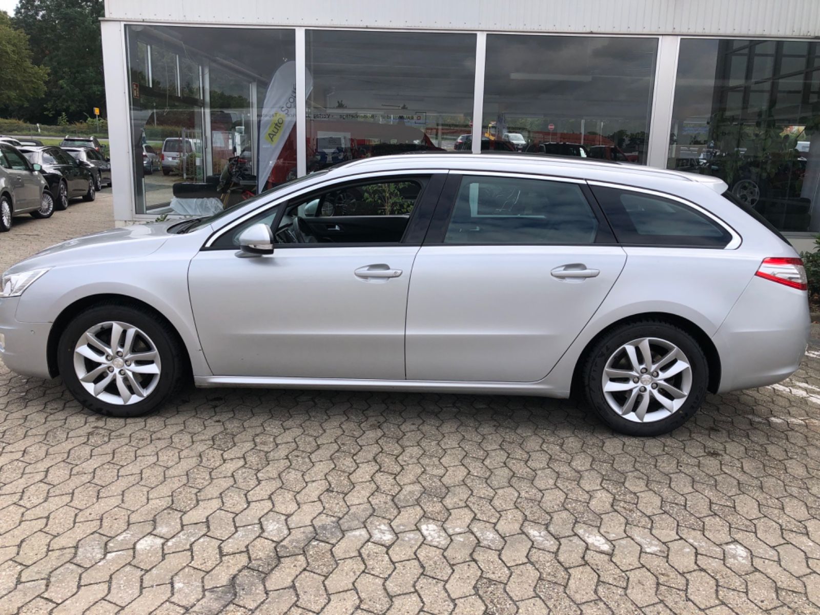 Fahrzeugabbildung Peugeot 508 SW Business-Line Pano Export