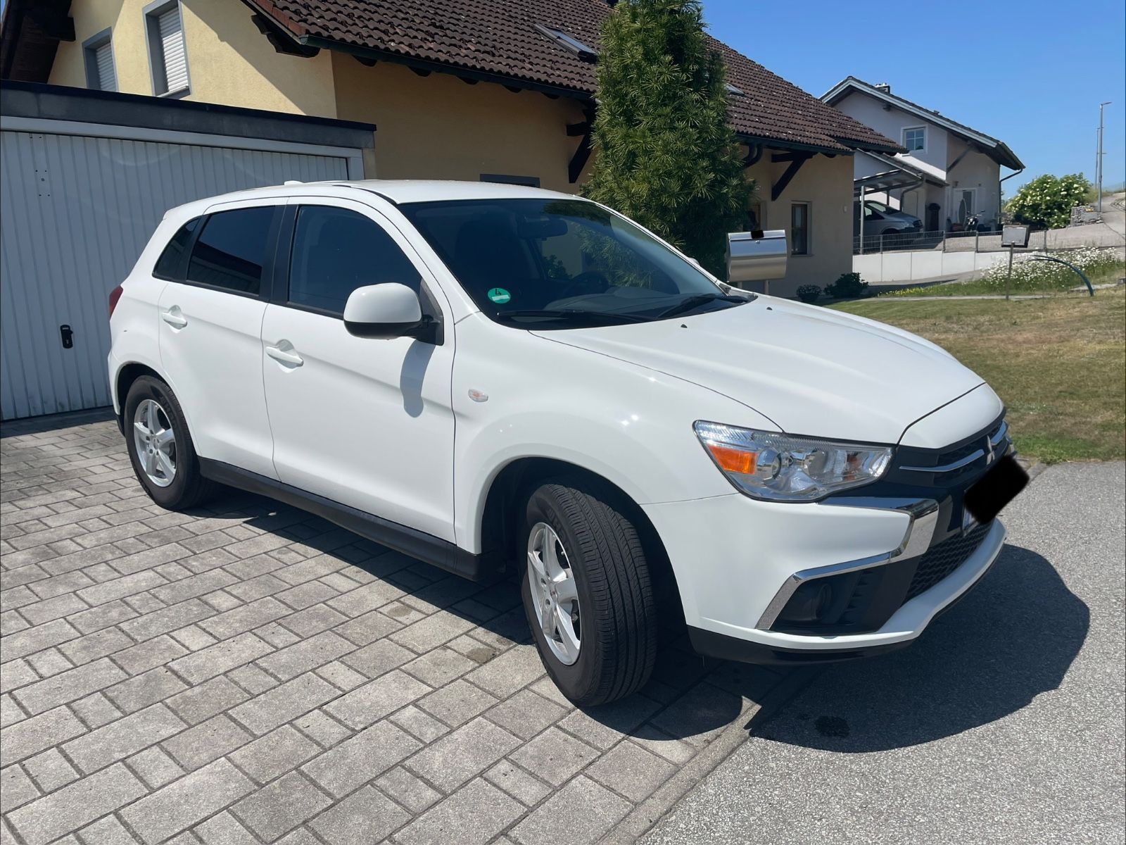 MITSUBISHI ASX