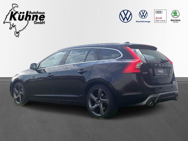 V 60 D4 Momentum RFK,PANO,SHZ,BI-XENON KLIMA NAV