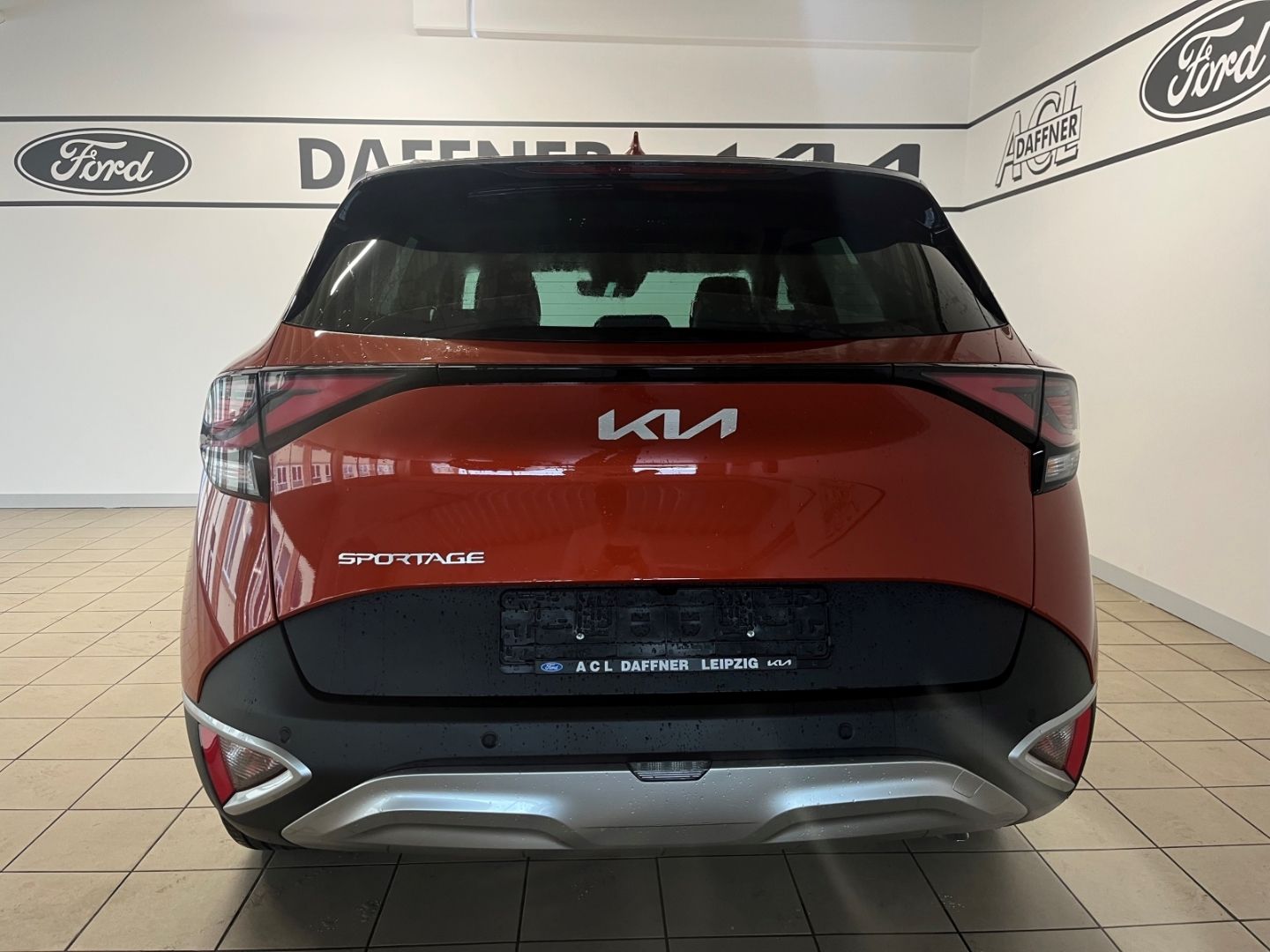 Fahrzeugabbildung Kia Sportage 1.6 T-GDI Vision, Teilleder, Navi, Elkt