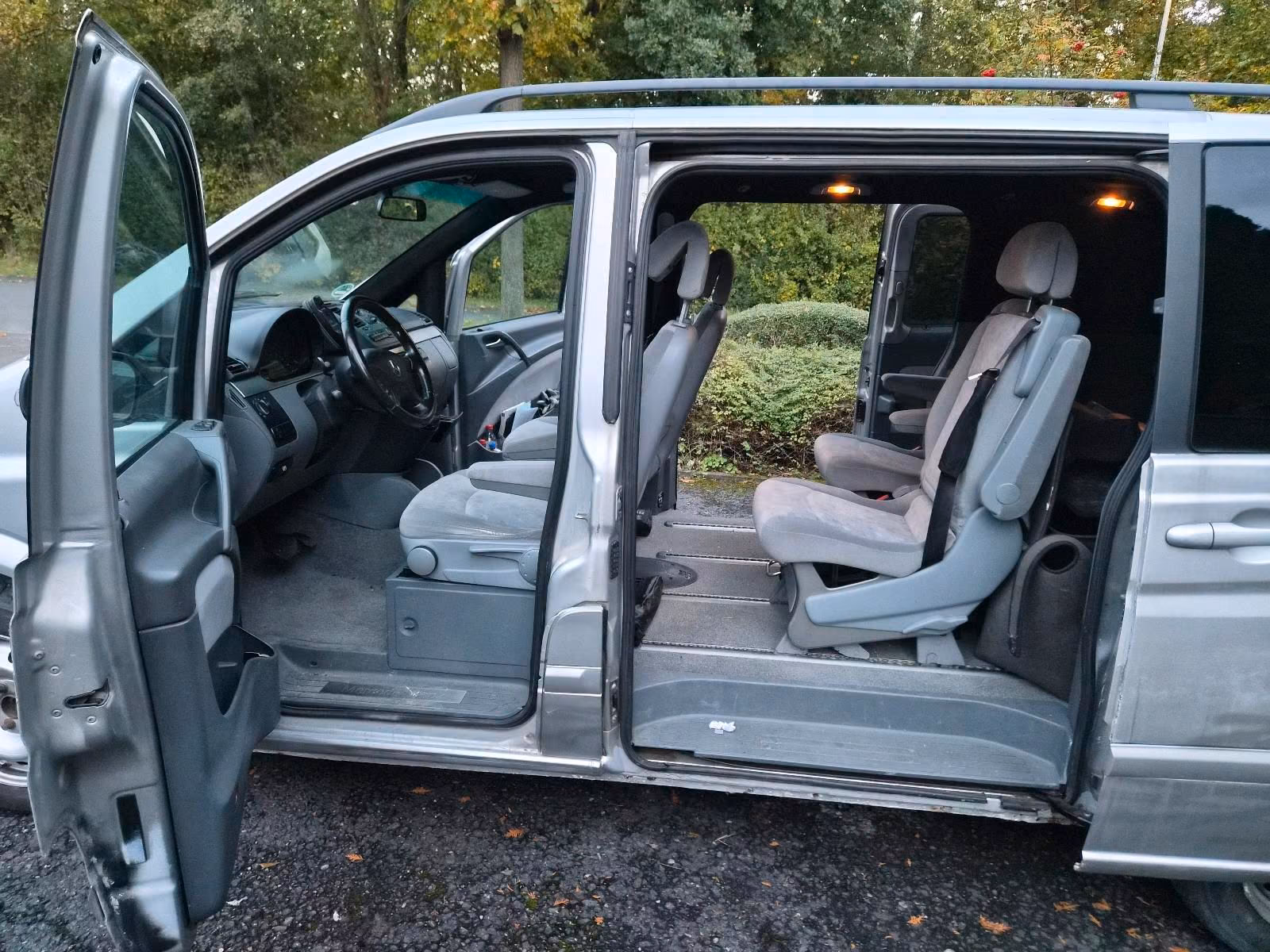 Mercedes-Benz Viano 2004 — engine 150 HP (110kW)