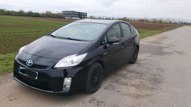 Toyota Prius III Hybrid 1.8l TÜV neu