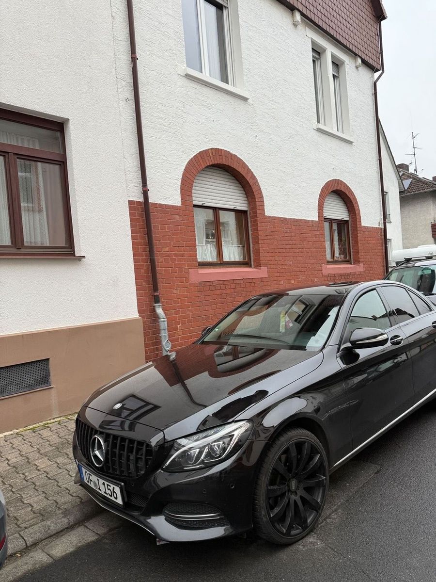MERCEDES-BENZ Mercedes C220d
