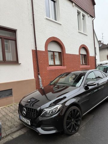 MERCEDES-BENZ Mercedes C220d