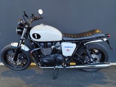 TRIUMPH Bonneville Thruxton Umbau +++ HIGHSIDER + RIZOMA