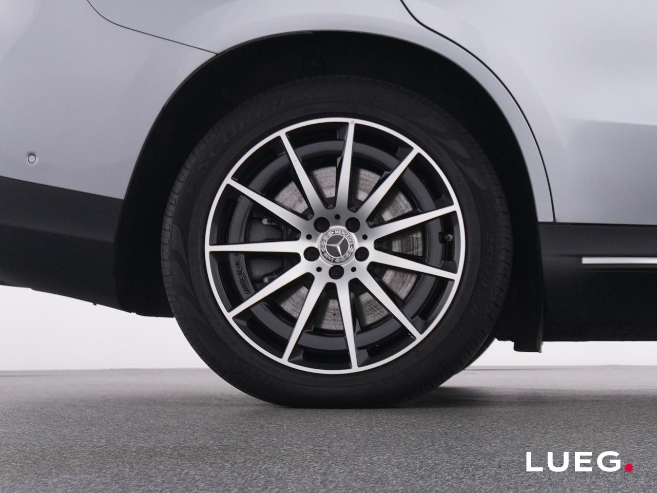 Mercedes-Benz EQC 400 4M AMG+MBeam+Dist+Kamera+EHeck+Sound+PTS