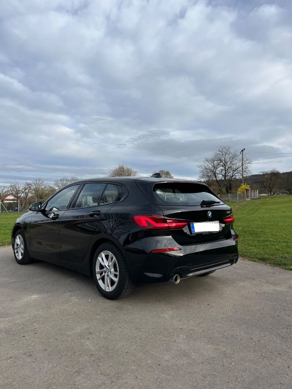 Image of BMW 118