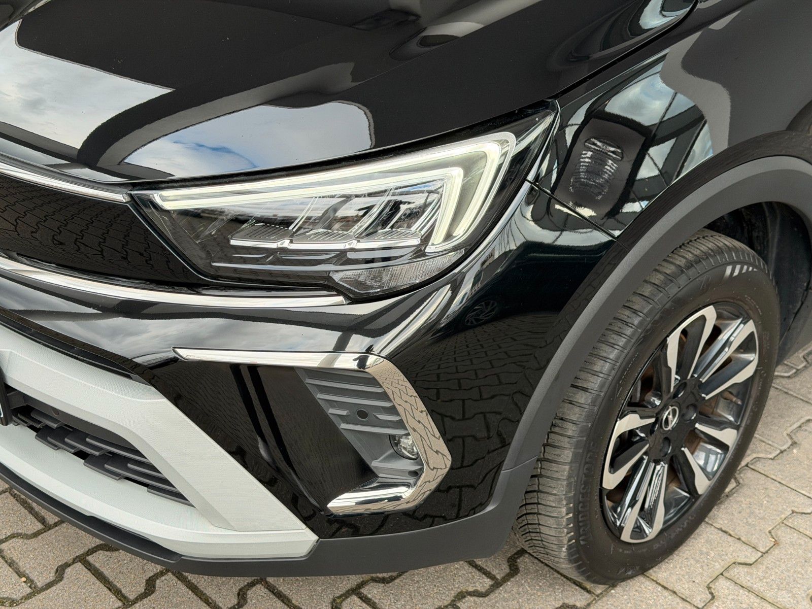 Fahrzeugabbildung Opel Crossland Elegance 110PS NAVI/Kamera/LED!