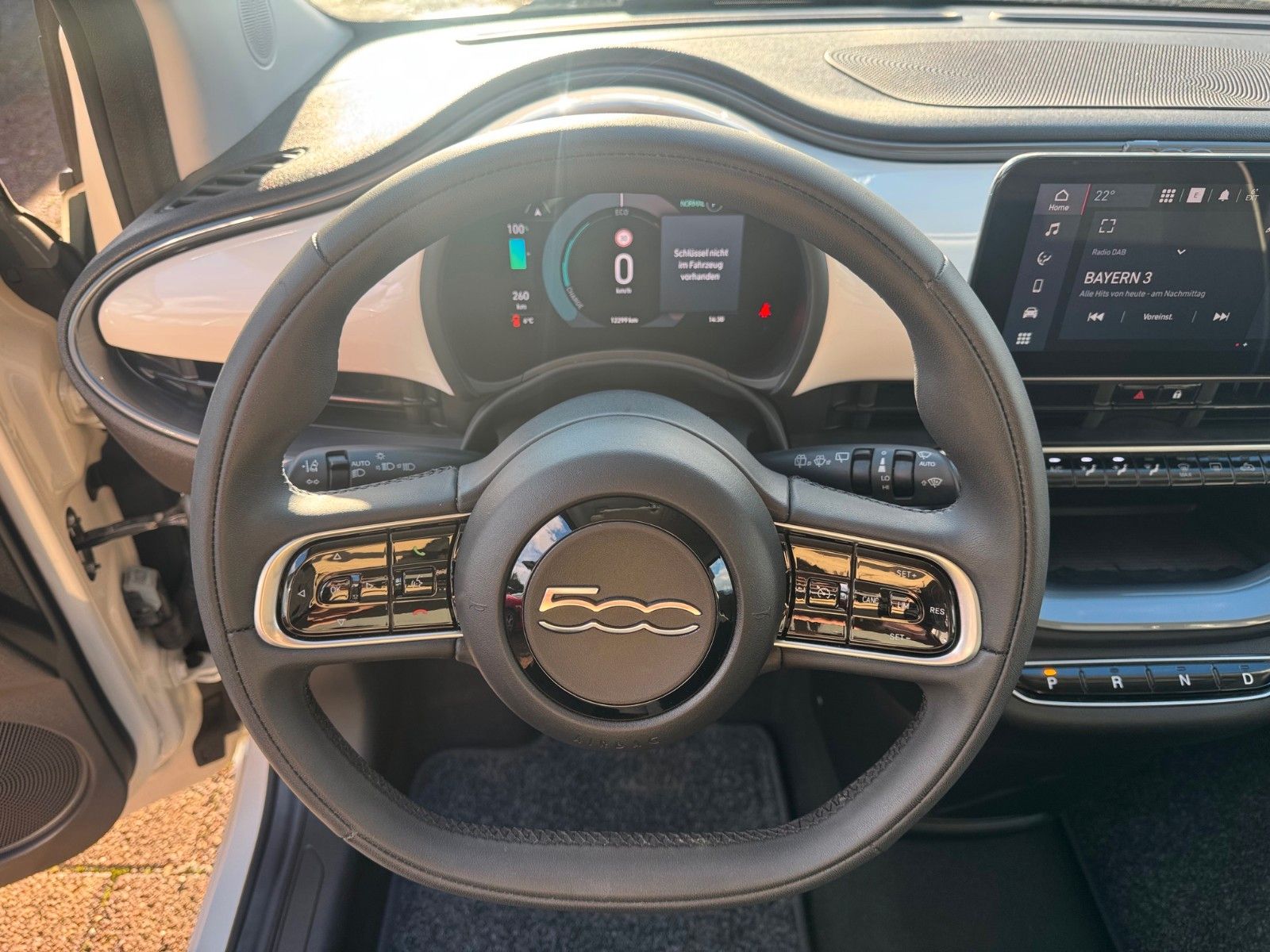 Fahrzeugabbildung Fiat 500e Carplay Touch USB Klima