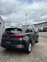 Kia Sportage Vision 2WD NAVI/KAMERA/TEMPO/PDC/KLIM - Kia Sportage mit Benzin-Antrieb: Berganfahrassistent