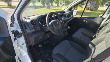 Renault Trafic - 12