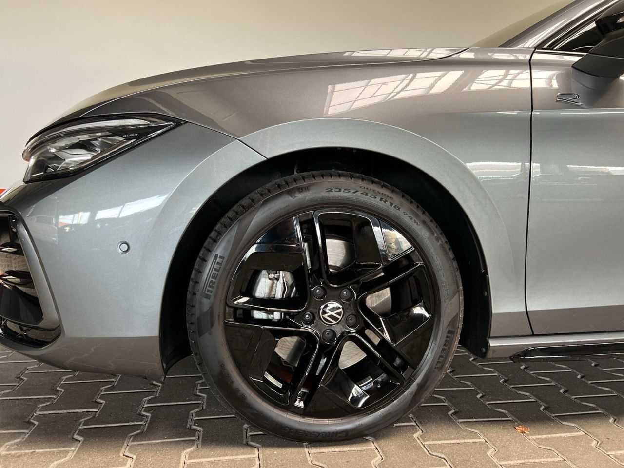 Volkswagen Passat R-Line 4Motion 2.0 TDI DSG AHK STANDHZG foto 4
