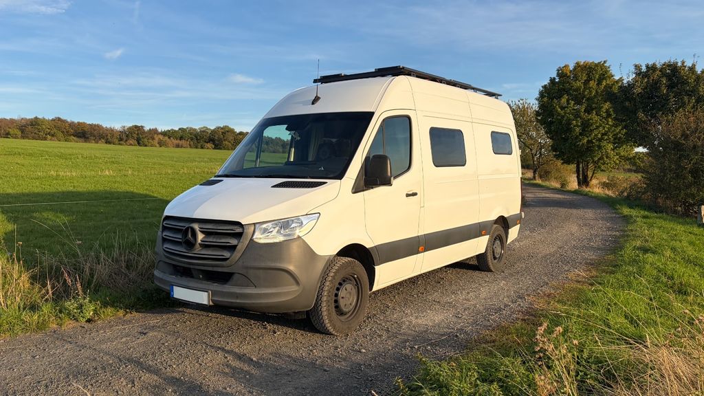 Image of Mercedes-Benz Sprinter