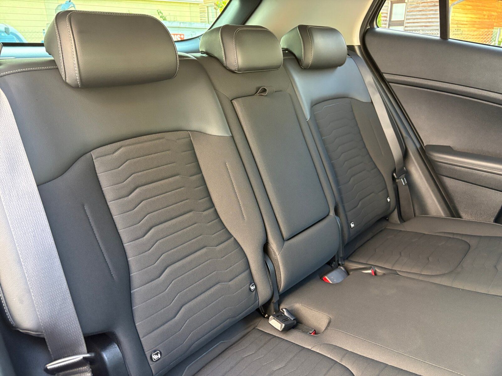 Fahrzeugabbildung Kia Sportage 1.6 48V Mild Hybrid Vision Autom./Klima
