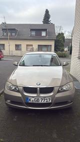 BMW 318i - - BMW 318 aus 2007: 318i