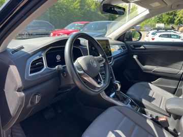 Volkswagen T-Roc - 11