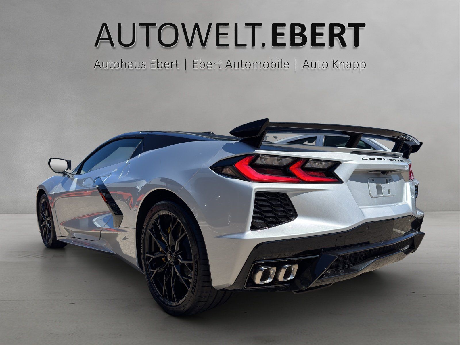 Fahrzeugabbildung Corvette C8 Cabrio 3LT MY2026 MAGNETIC/LIFT/BLADE SILVER