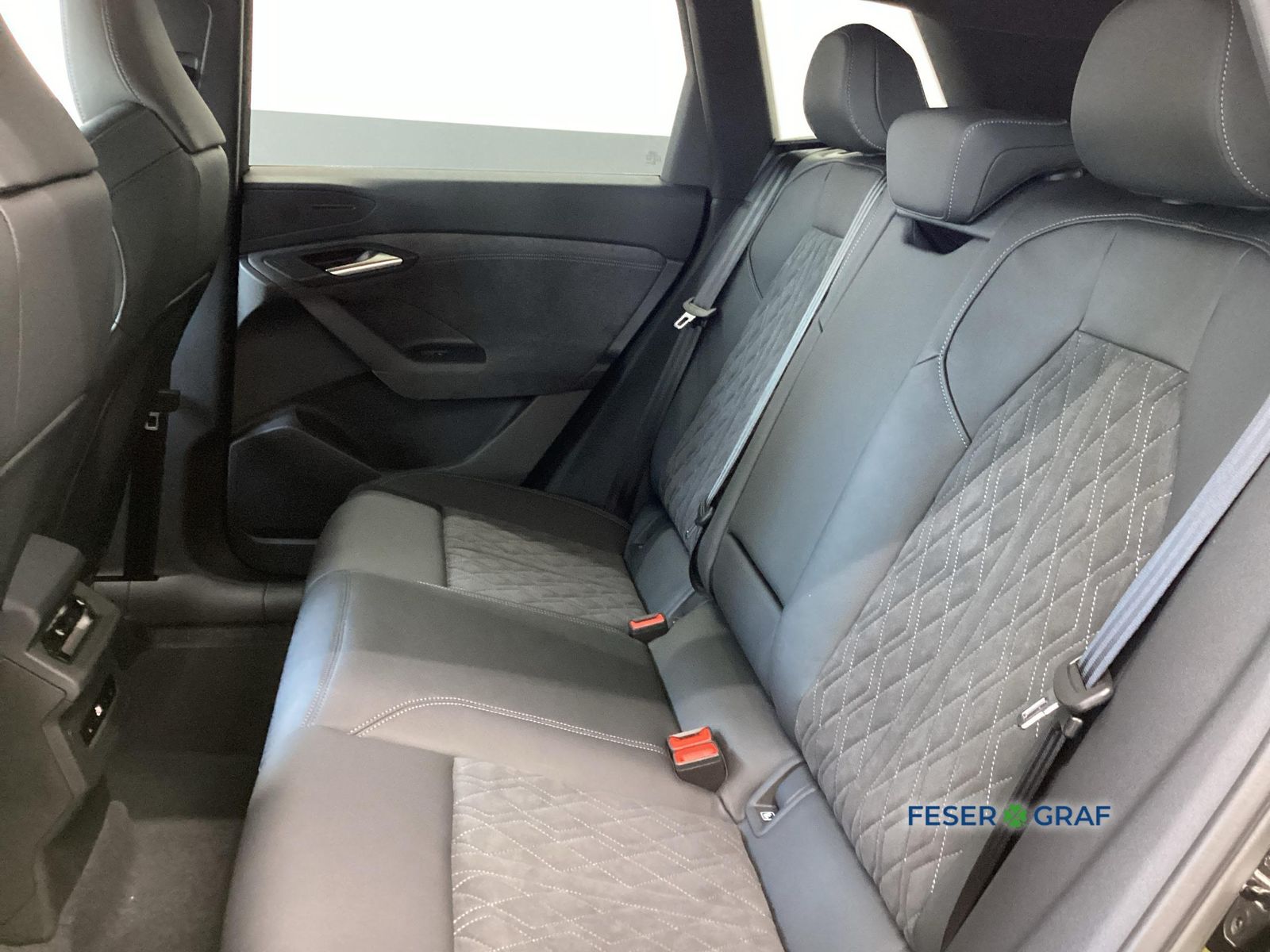 Audi SQ6 e-tron - Bild 10