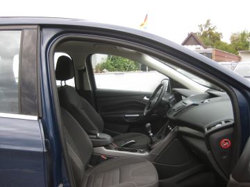Ford Kuga - 8