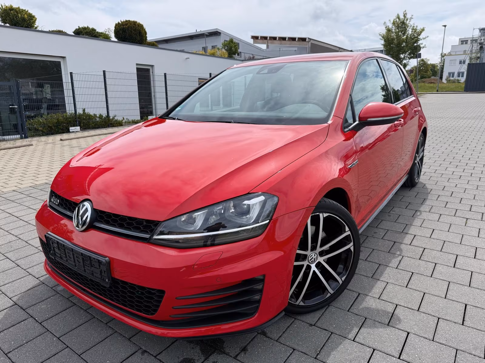 Volkswagen Golf VII GTD BMT NAVI-PRO*XENON*MTL*KLIMATRONIK*