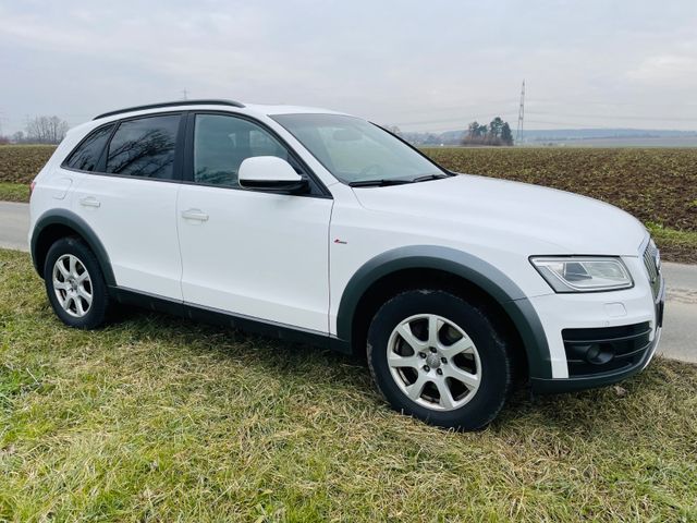 Audi Q5 3.0 TDI  S-Line/AHK/Exclusive Tüv neu