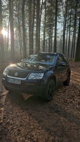 Suzuki Grand Vitara 2.4 Comfort Automatik Comfort - Suzuki Grand Vitara von privat