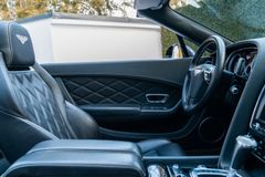 BENTLEY Continental GT 4.0 V8 S 4WD/ SPORT AGA/ MASSAGE BENTLEY Continental GT 4.0 V8 S 4WD/ SPORT AGA/ MASSAGE