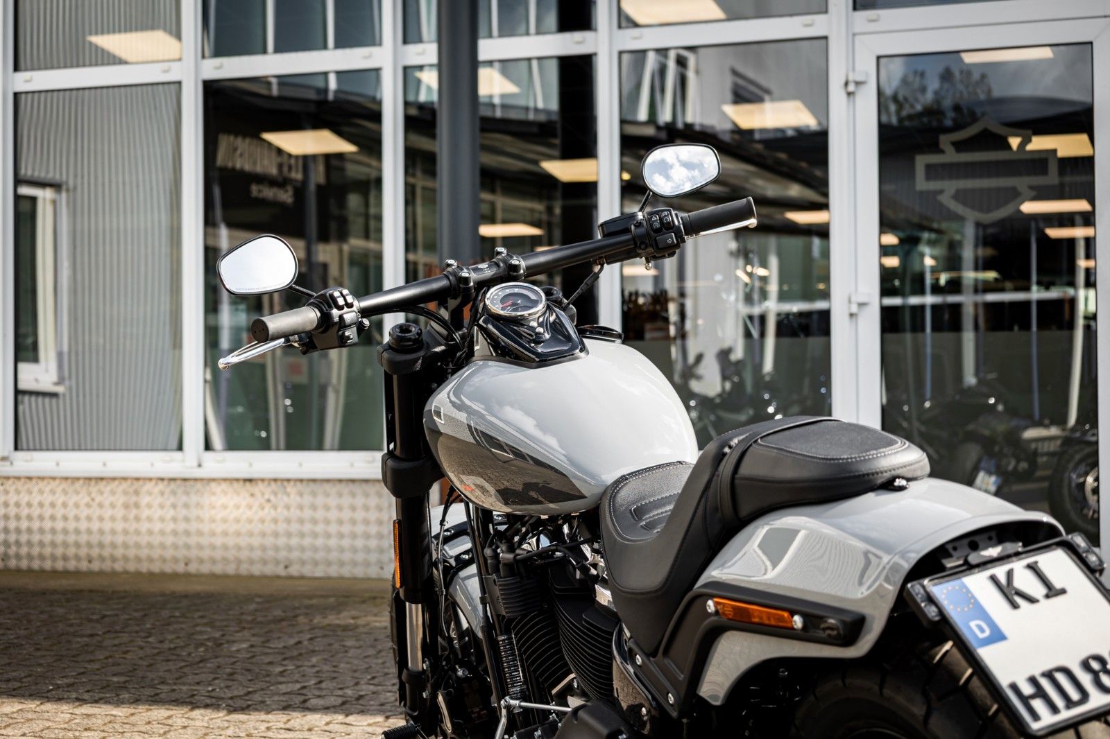 Fahrzeugabbildung Harley-Davidson FXFBS Fat Bob 114 CUI Softail - Jekill & Hyde