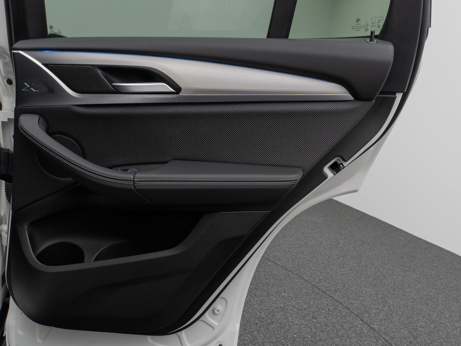 Fahrzeugabbildung BMW X3 xD30e xLine Panorama 360°HUD DAB HiFi Komfort