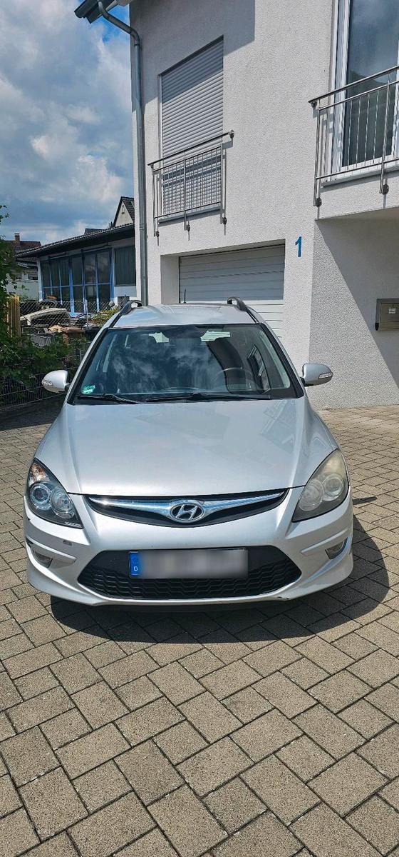 Hyundai i30, 2011