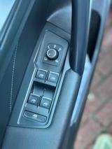 Volkswagen Tiguan Allspace 2.0 TDI R-LineDSG 4MOTION7-Sitze - VW Tiguan Allspace in Essen