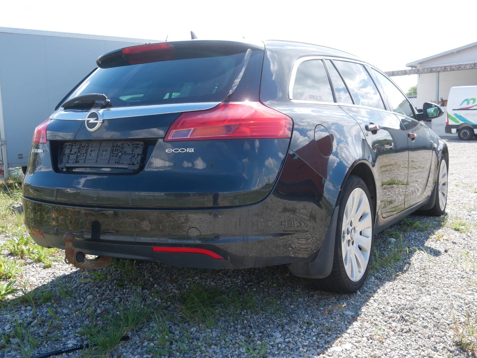 Opel Insignia 2012 — engine 1.956 cm³, 160 HP (118kW)