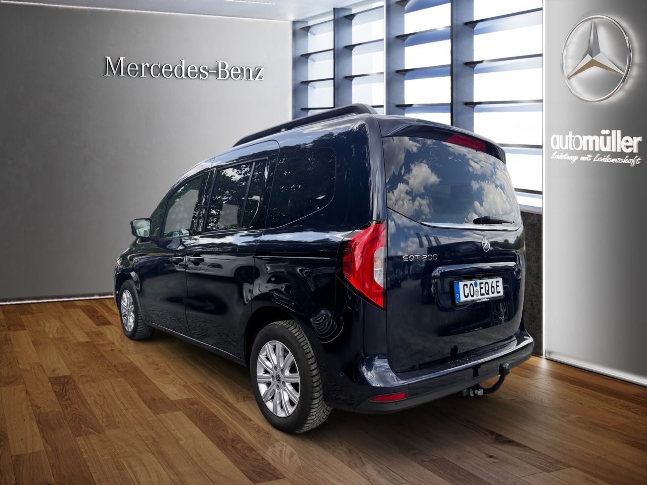 Fahrzeugabbildung Mercedes-Benz EQT 200 2xKlima AHK AUT Fernlichtass. Kam. LM