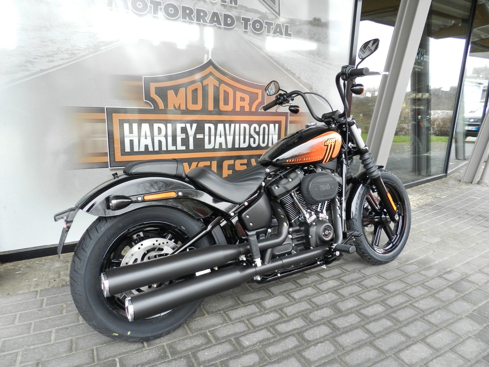 Fahrzeugabbildung Harley-Davidson Softail Street Bob MJ 2023